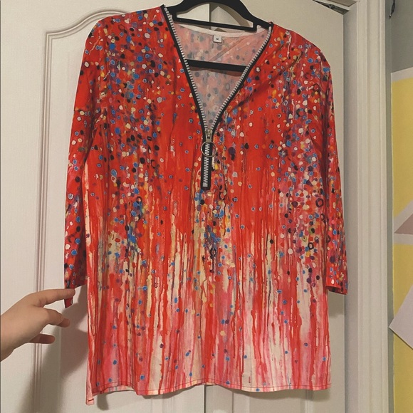 Bundle! Stunning Women’s Tops - Picture 4 of 6